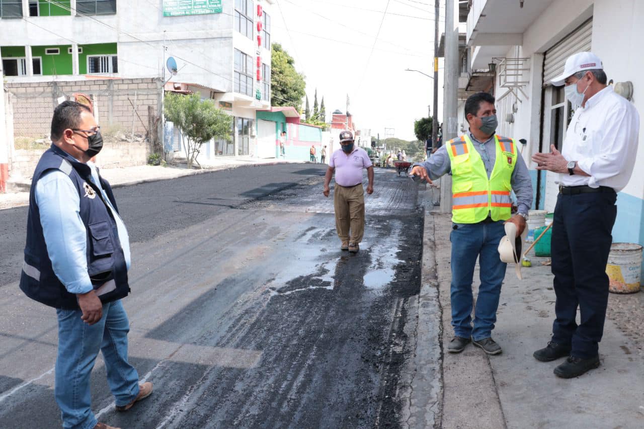 Alcalde de Tuxtla, Carlos Morales Vázquez, supervisa avance de obras en la ciudad