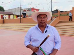 Alcalde de Chanal lleva el progreso a su municipio de la mano de Rutilio Escandón y López Obrador
