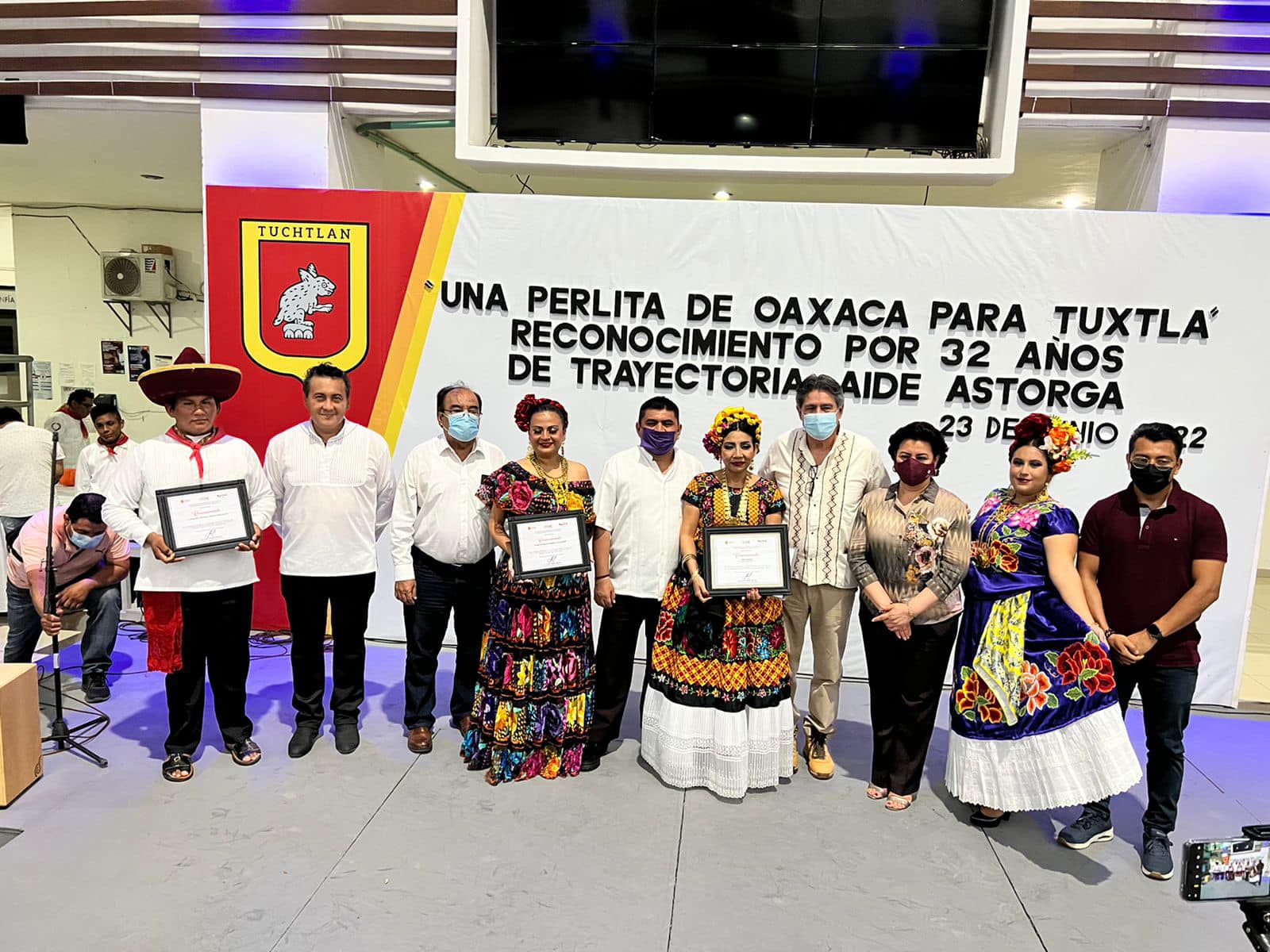 Inaugura presidente de Tuxtla,  Carlos Morales Vázquez, el concierto musical de Aidé Astorga, La Perlita Oaxaqueña