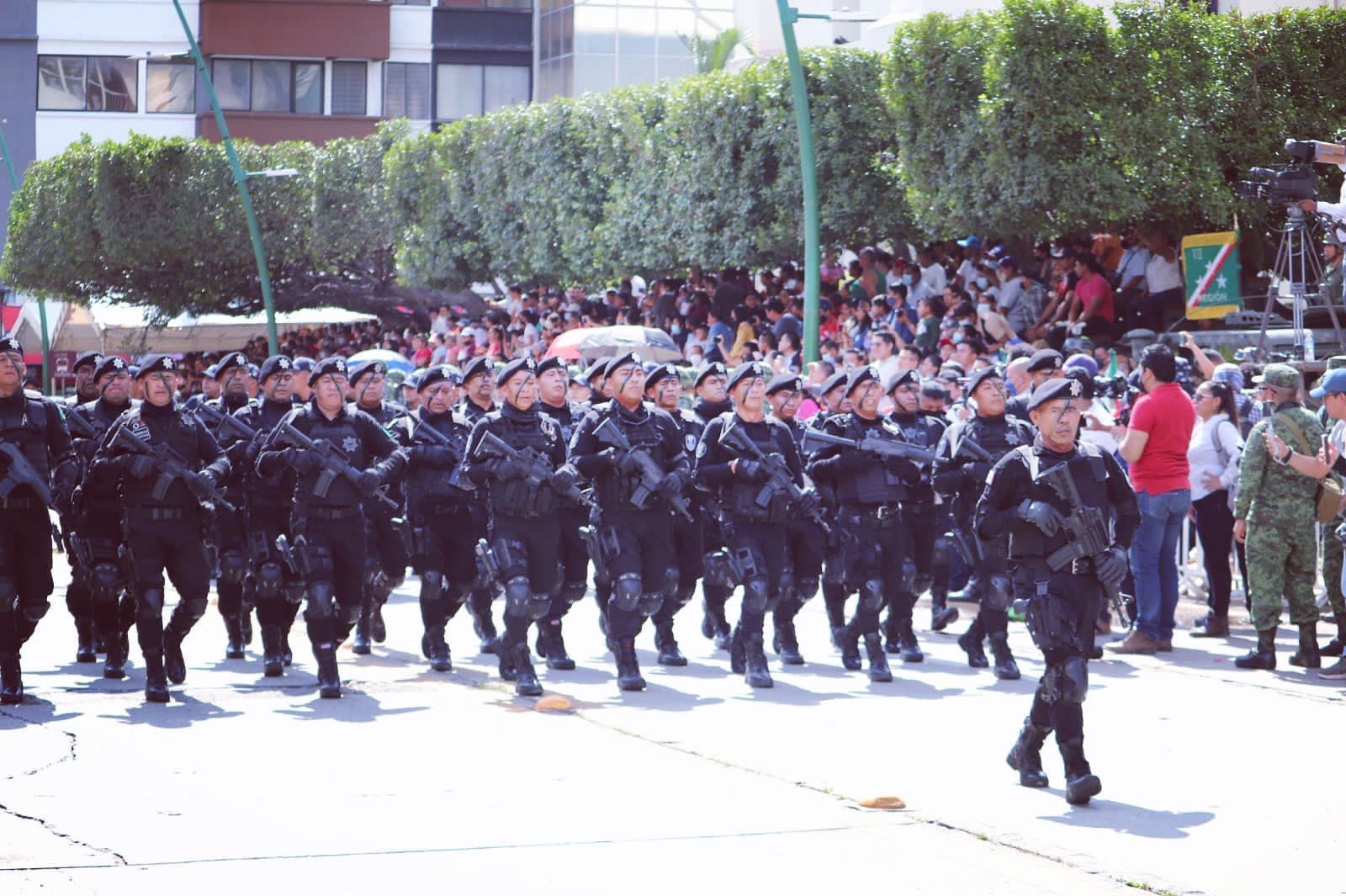 Reconocen ciudadanos participación de elementos de la SSPM durante desfile cívico-militar en TGZ