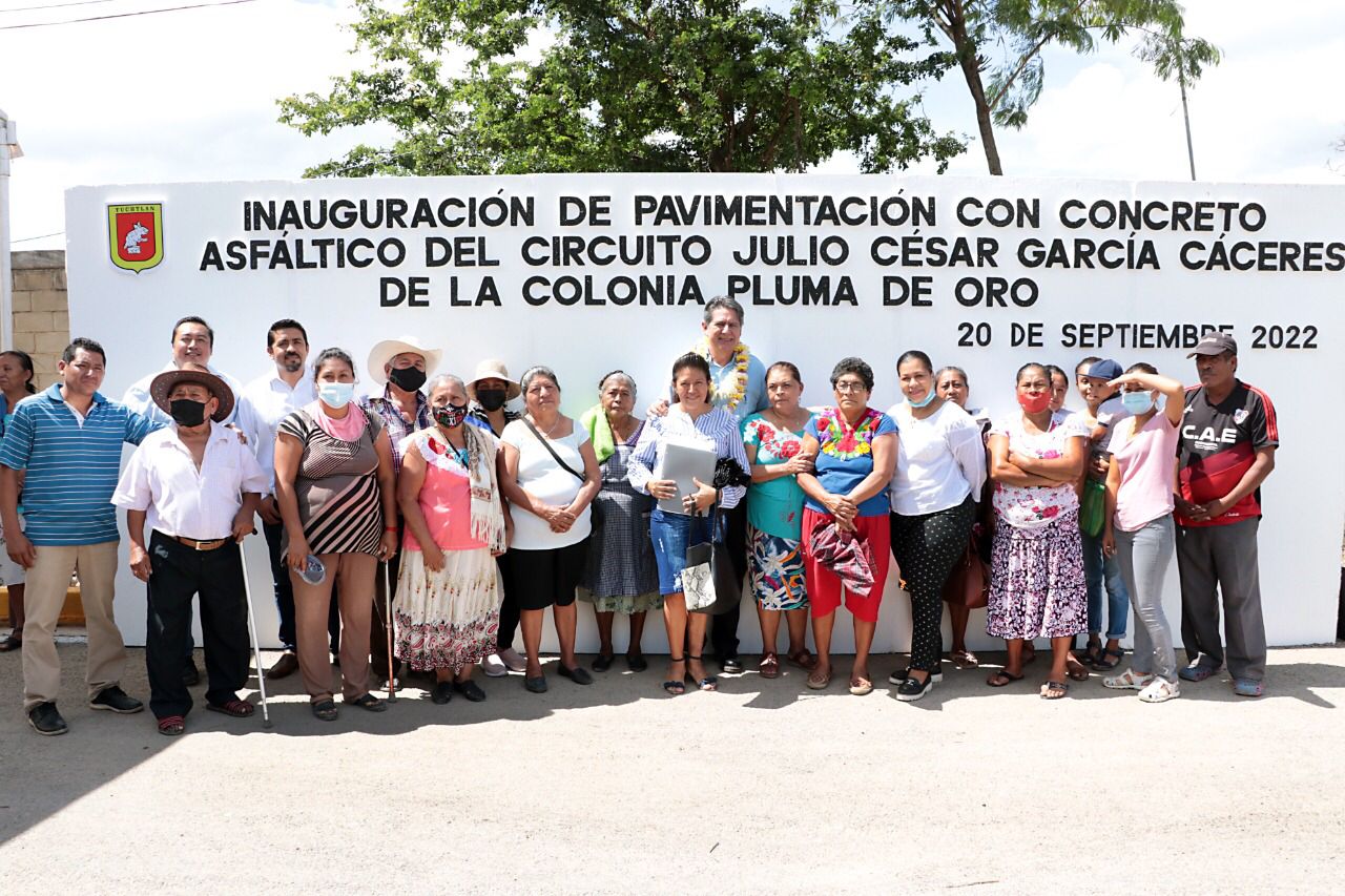 Inauguran Rutilio Escandón y Carlos Morales vialidad en Pluma de Oro y domo en Nuevo Amanecer de Tuxtla Gutiérrez