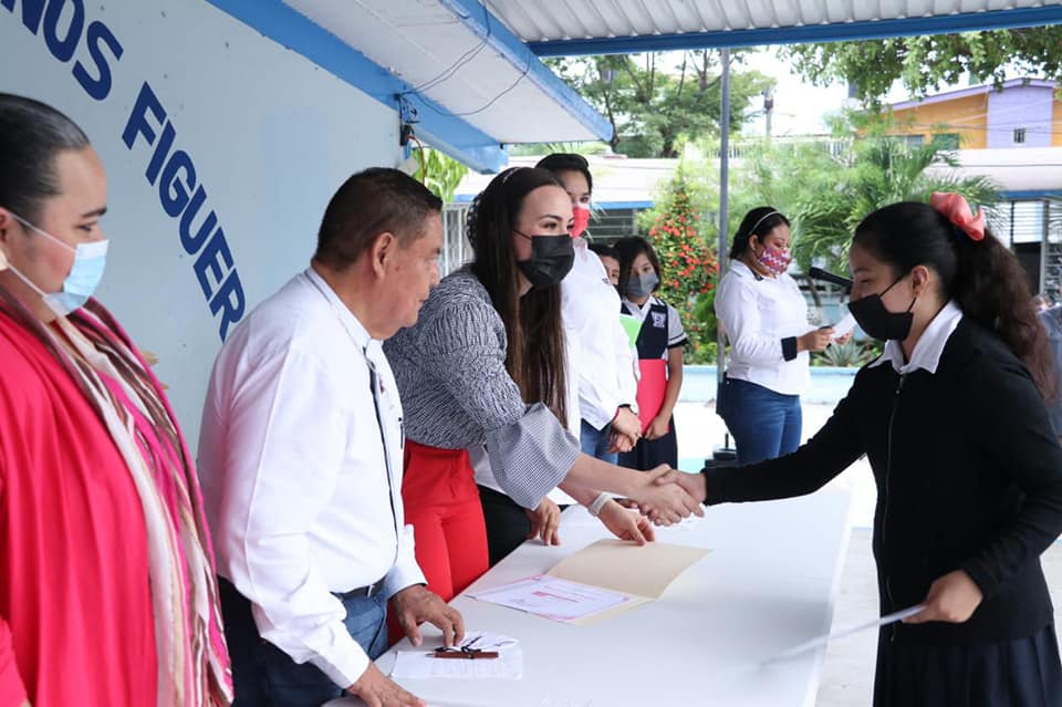 Con Cabildo Infantil, gobierno de Carlos Morales fomenta los valores cívicos en la niñez de Tuxtla