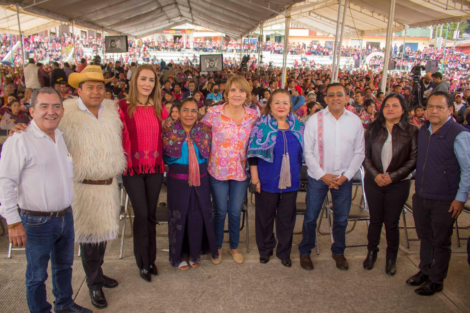 Entrega de Insumos a Beneficiarios, en Zinacantán Chiapas.