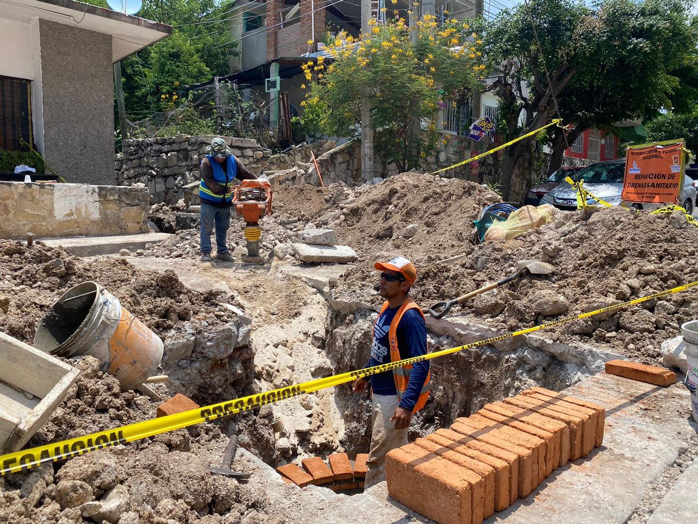 Inicia SMAPA otra obra de rehabilitación de drenaje sanitario en Tuxtla Gutiérrez, Chiapas